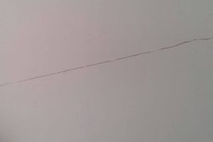 Hairline Crack in the Ceiling in Auckland
